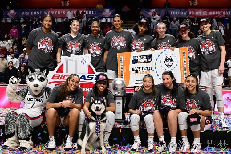 霍姆格伦补篮得手 亚历山大三分未果 霍姆格伦补篮得手 亚历山大三分未果